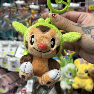 THEVOLTAGE.CL POKEMON CENTER POKEMON MASCOTS LLAVERO CHESPIN