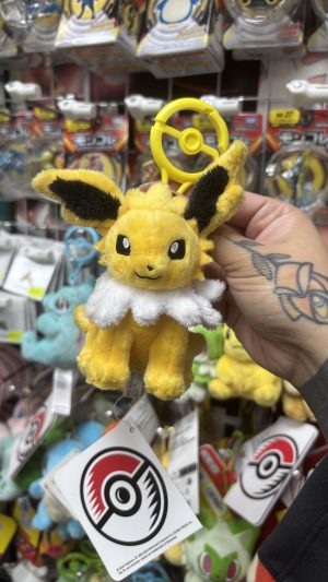 THEVOLTAGE.CL POKEMON CENTER ACCESORIOS MASCOTS LLAVERO JOLTEON