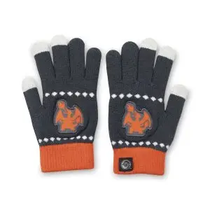 THEVOLTAGE.CL POKEMON CENTER VESTUARIO GUANTES CHARIZARD