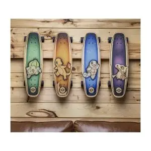 THEVOLTAGE.CL POKEMON CENTER LÍNEA HOGAR SKATEBOARD BULBASAUR