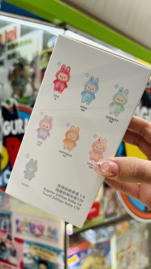-             POP MART LABUBU BIG INTO ENERGY - Imagen 3