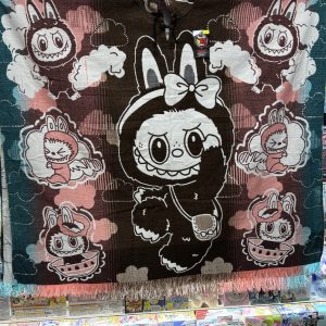 ANIME PONCHO LABUBU