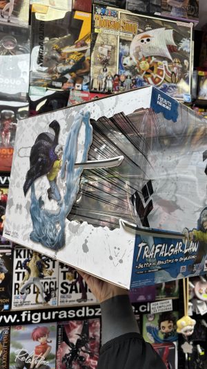 ONE PIECE FIGUARTSZERO TRAFALGAR LAW - Imagen 3