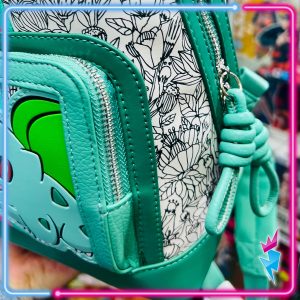 -THEVOLTAGE.CL BACKPACK BULBASAUR POKÉMON CENTER X DANIELLE NICOLE - Imagen 4