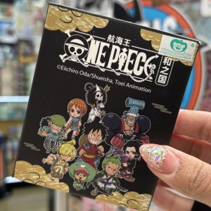 –    ONE PIECE BLIND BOX LLAVERO/PIN
