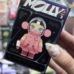 POP MART MOLLY MEGA SPACE 100% BLIND BOX