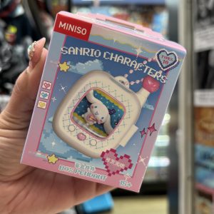 –     BLIND BOX TAMAGOTCHI KEYCHAIN SANRIO