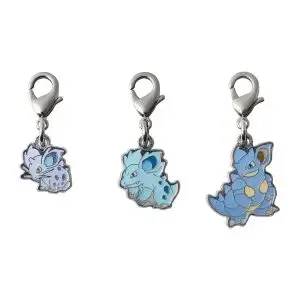 THEVOLTAGE.CL POKEMON CENTER ACCESORIOS DIJE TRIPLE