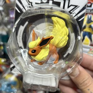 THEVOLTAGE.CL MONCOLLE FLAREON