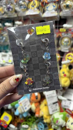THEVOLTAGE.CL POKEMON CENTER ACCESORIOS PIN CUADRUPLE