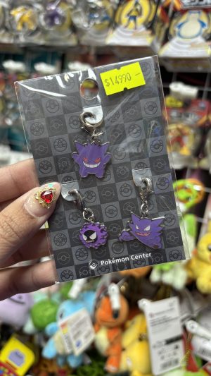 THEVOLTAGE.CL POKEMON CENTER ACCESORIOS PIN TRIPLE