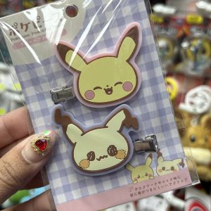 THEVOLTAGE.CL POKEMON CENTER ACCESORIOS PINCHES CABELLO