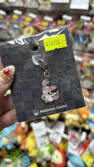 THEVOLTAGE.CL POKEMON CENTER ACCESORIOS PIN UNITARIO