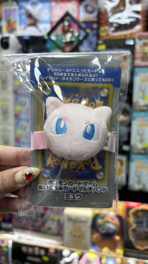 THEVOLTAGE.CL POKEMON CENTER TCG PORTA MAZO/PLAYMAT MEW