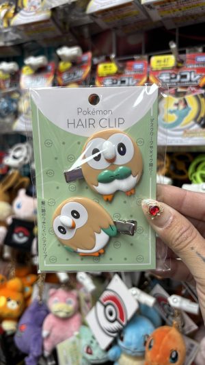 THEVOLTAGE.CL POKEMON CENTER ACCESORIOS PINCHES CABELLO ROWLET