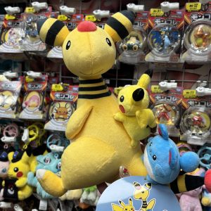 THEVOLTAGE.CL POKEMON CENTER AMPHAROS, PIKACHU & MARRIL