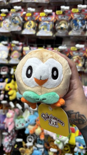 THEVOLTAGE.CL POKEMON CENTER POKEMON FIT ROWLET