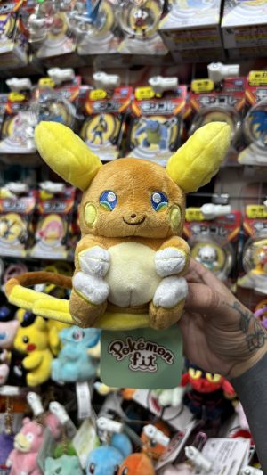 THEVOLTAGE.CL POKEMON CENTER POKEMON FIT RAICHU ALOLA