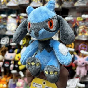 THEVOLTAGE.CL POKEMON CENTER POKEMON FIT RIOLU