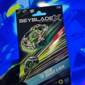 –  BEYBLADE X TAKARA TOMY CON LANZADOR HELM KNIGHT 3-80N