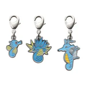 THEVOLTAGE.CL POKEMON CENTER ACCESORIOS DIJE TRIPLE
