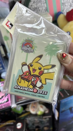 THEVOLTAGE.CL POKEMON CENTER ANAHEIM PROTECTORES DE CARTA