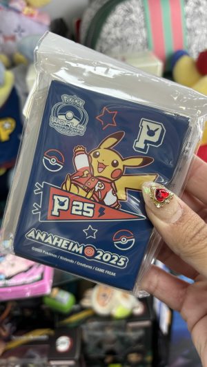THEVOLTAGE.CL POKEMON CENTER ANAHEIM PROTECTORES DE CARTA