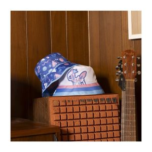 THEVOLTAGE.CL POKEMON CENTER VESTUARIO GORRO BUCKET SYLVEON - Imagen 4