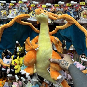 THEVOLTAGE.CL POKEMON CENTER MEGA CHARIZARD
