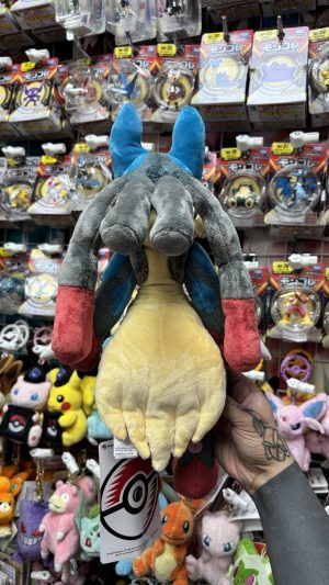 THEVOLTAGE.CL POKEMON CENTER MEGA LUCARIO - Imagen 3