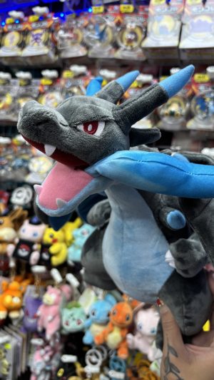 THEVOLTAGE.CL POKEMON CENTER MEGA CHARIZARD X - Imagen 2