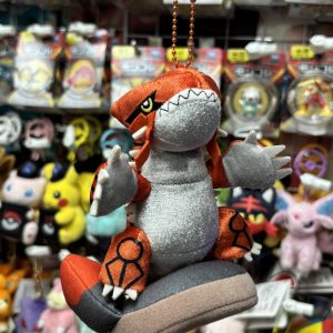 THEVOLTAGE.CL POKEMON CENTER ACCESORIOS MAGNÉTICO LLAVERO GROUDON