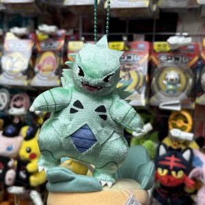 THEVOLTAGE.CL POKEMON CENTER ACCESORIOS MAGNÉTICO LLAVERO TYRANITAR