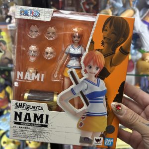 –     ONE PIECE S.H.FIGUARTS NAMI ROMANCE DAWN