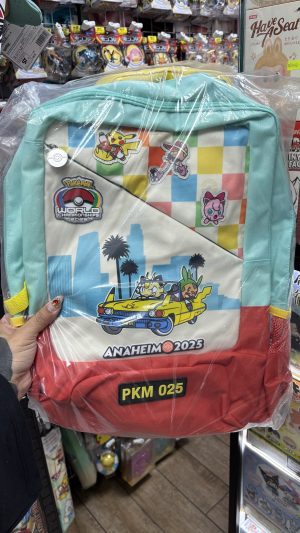 THEVOLTAGE.CL POKEMON CENTER ANAHEIM BACKPACK MOCHILA WORLD 2025
