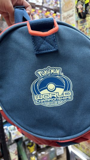THEVOLTAGE.CL POKEMON CENTER ANAHEIM BOLSO WORLDS 2025 - Imagen 3