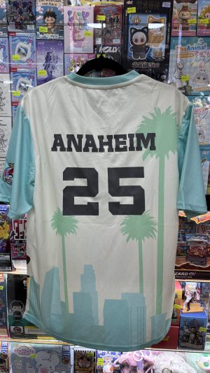 THEVOLTAGE.CL POKEMON CENTER ANAHEIM POLERA TALLA L - Imagen 2