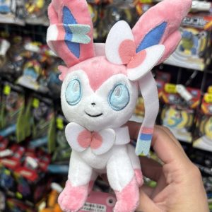 THEVOLTAGE.CL POKEMON CENTER POKEMON FIT SYLVEON