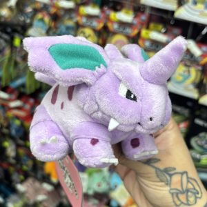 – THEVOLTAGE.CL POKEMON CENTER POKEMON FIT NIDORINO