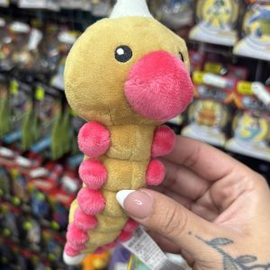 THEVOLTAGE.CL POKEMON CENTER POKEMON FIT WEEDLE