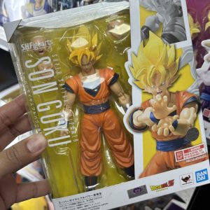 DRAGON BALL S.H.FIGUARTS SUPER SAIYAN FULL POWER SON GOKU
