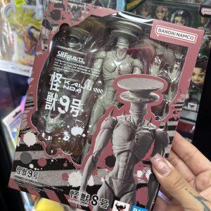 –   KAIJU N.8 S.H.FIGUARTS KAIJU N.9