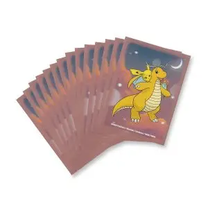 THEVOLTAGE.CL POKEMON CENTER TCG PROTECTORES DE CARTAS DRAGONITE Y PIKACHU