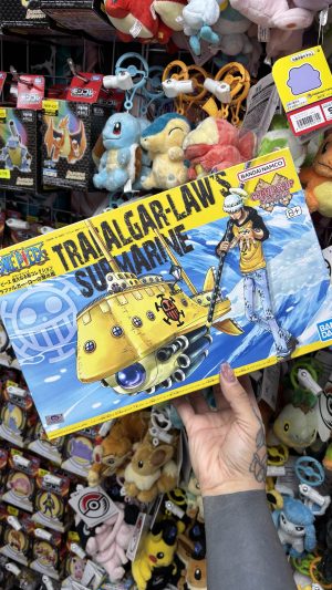 ONE PIECE BARCO GRAND SHIP MODEL KIT TRAFALGAR LAW SUBMARINE