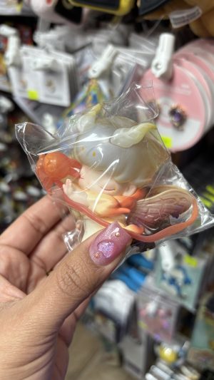 CYBER POP MART FINDING LABUBU OPEN BOX - Imagen 2