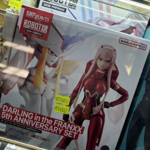 CYBER DARLING IN THE FRANXX S.H.FIGUARTS 5th ANNIVERSARY SET