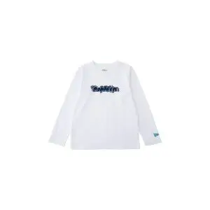 THEVOLTAGE.CL POKEMON CENTER VESTUARIO POLERA POKEMON CENTER X NEW ERA GARCHOMP TALLA L