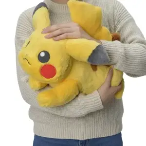 THEVOLTAGE.CL POKEMON CENTER PIKACHU COMFY FRIENDS 41 CMS